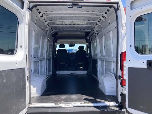Used 2023 RAM ProMaster 2500 FWD image 15