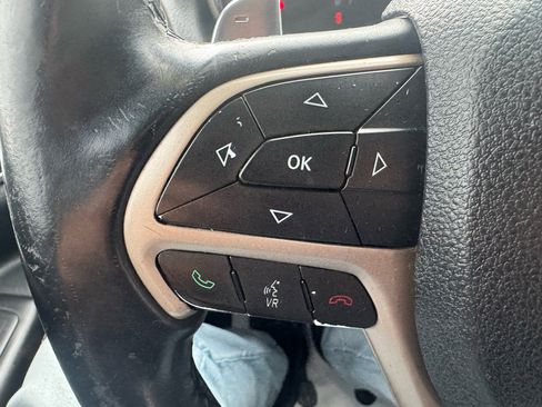 Used 2014 Jeep Grand Cherokee Limited image 18