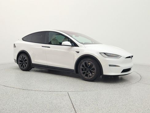 Used 2023 Tesla Model X AWD/4WD image 3