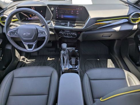 Used 2024 Chevrolet Trax ACTIV w/ Driver Confidence Package FWD image 15