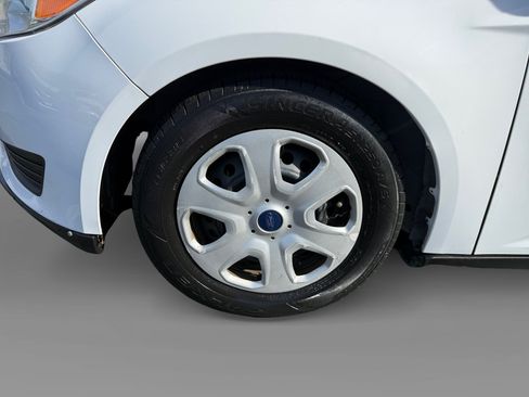 Used 2016 Ford Focus S FWD image 9
