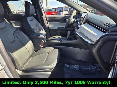 Used 2024 Jeep Compass Limited w/ Elite Group image 17