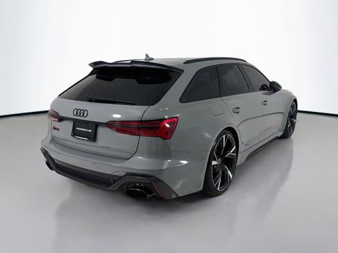 Used 2022 Audi RS 6 AWD/4WD image 32