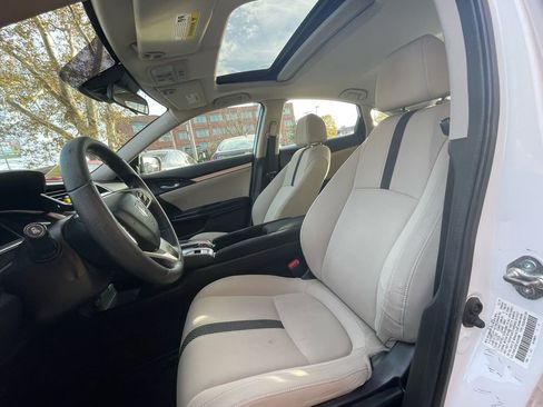 Used 2018 Honda Civic EX image 11