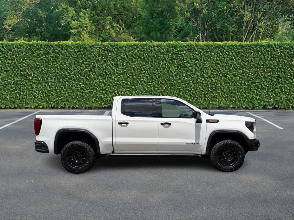 Used 2024 GMC Sierra 1500 AT4X w/ AT4X AEV Edition AWD/4WD image 2