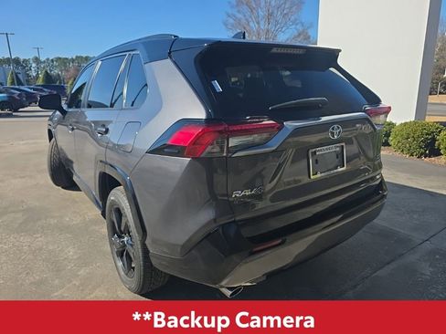 Used 2019 Toyota RAV4 XSE w/ XSE Weather Package image 5