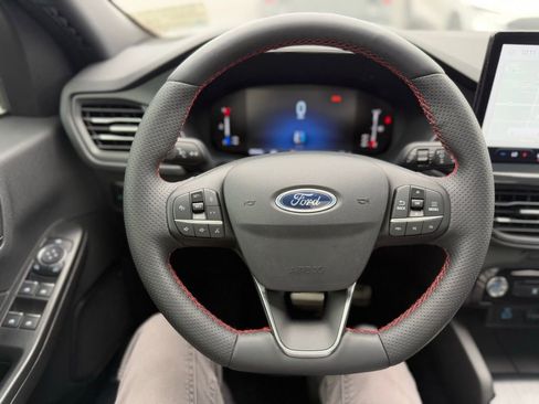 Used 2023 Ford Escape ST-Line w/ Tech Pack #1 image 15