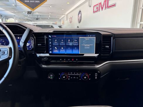 Certified 2022 Chevrolet Silverado 1500 LT image 17