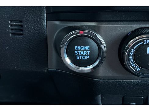 Used 2023 Toyota Tacoma 4x4 Double Cab image 22