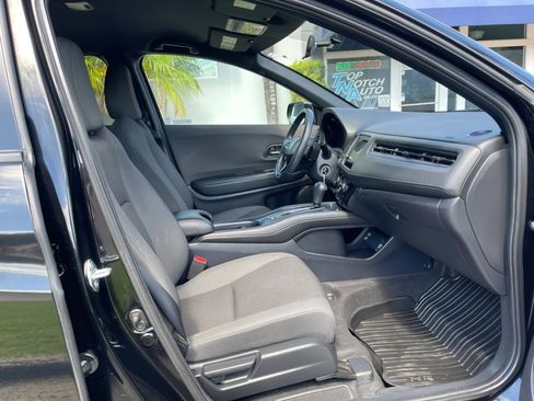 Used 2022 Honda HR-V Sport image 21