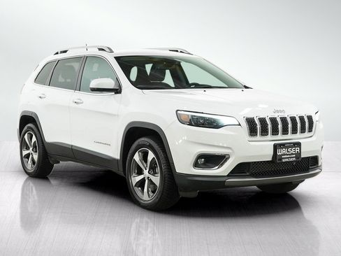 Used 2019 Jeep Cherokee Limited w/ Trailer Tow Group AWD/4WD image 7