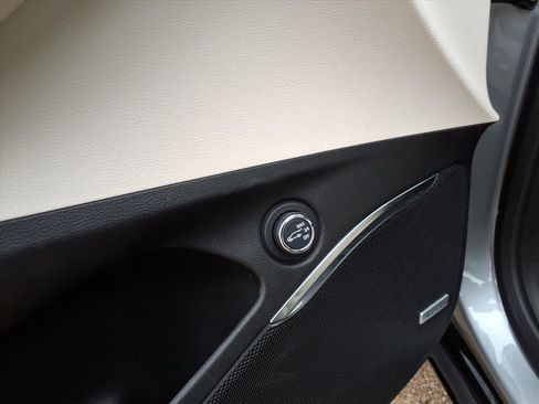 Certified 2024 Buick Enclave Premium image 9