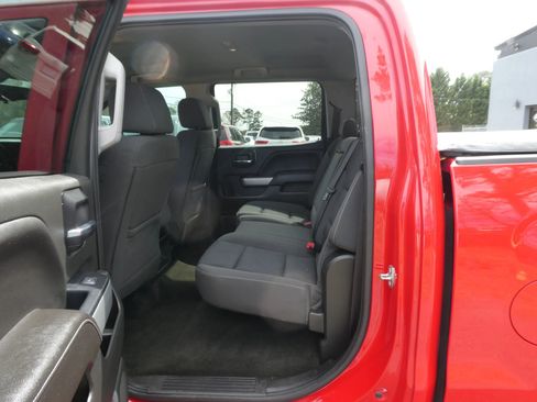 Used 2018 Chevrolet Silverado 1500 LT w/ All Star Edition image 27