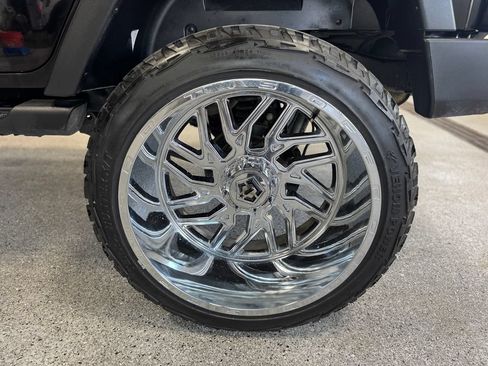 Used 2013 Jeep Wrangler Unlimited Sport AWD/4WD image 22