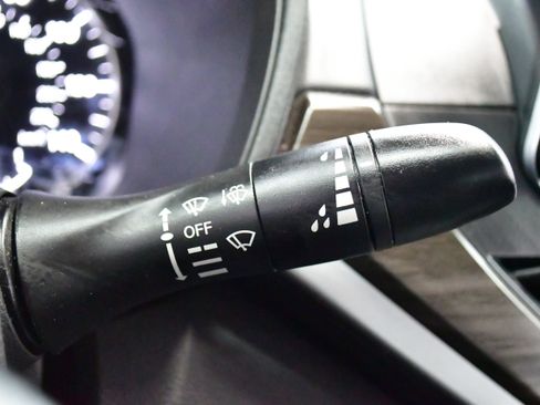 Used 2025 Nissan Altima 2.5 SV FWD image 20