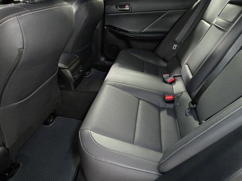 Certified 2025 Lexus IS 300 F Sport image 16