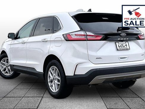 Used 2024 Ford Edge SEL AWD/4WD image 12