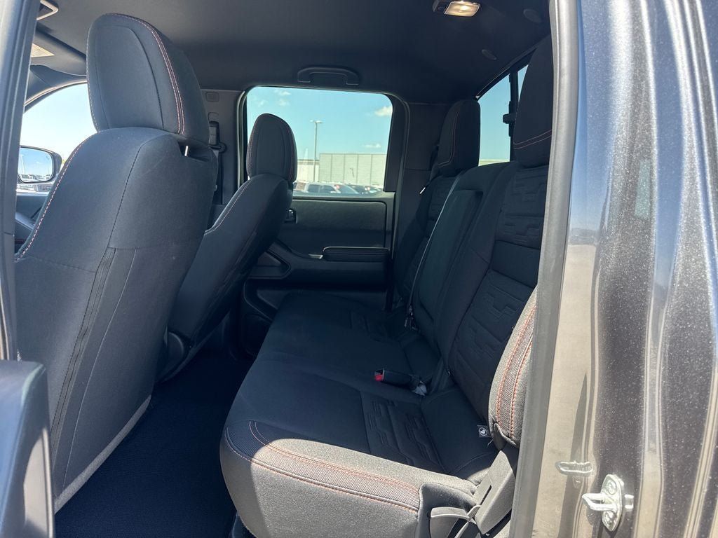 Used 2026 Nissan Frontier PRO-4X w/ Tow Package AWD/4WD image 12