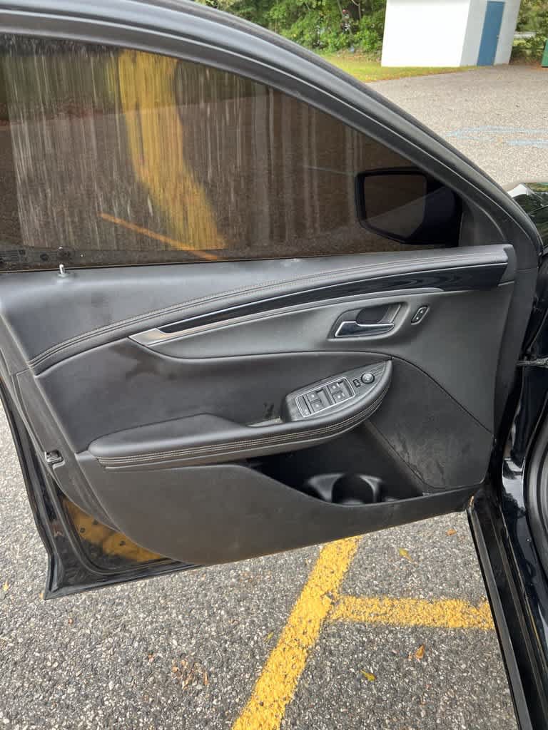 Used 2019 Chevrolet Impala LT FWD image 7