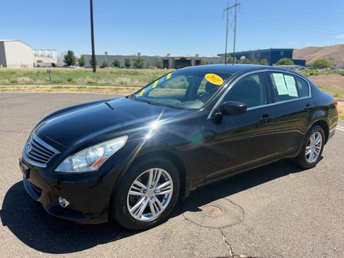 Used 2011 INFINITI G37 x Sedan AWD/4WD image 1