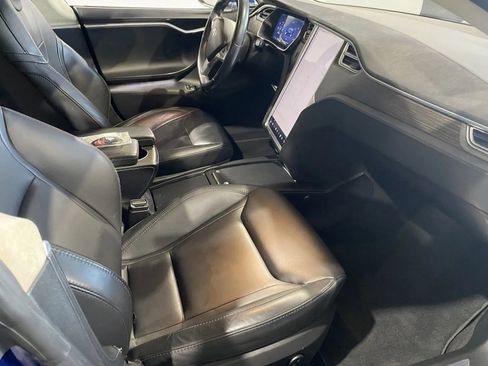 Used 2016 Tesla Model S AWD image 6