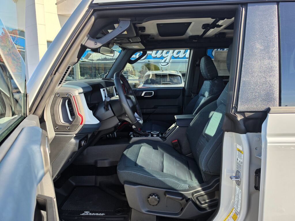New 2026 Ford Bronco Heritage Edition AWD/4WD image 12