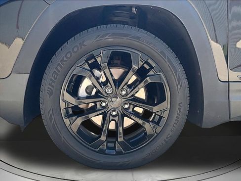 Used 2019 GMC Terrain SLT w/ GMC Pro Grade Package AWD/4WD image 36