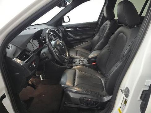 Used 2018 BMW X1 sDrive28i FWD image 4