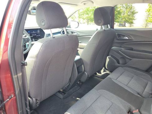 Used 2024 Chevrolet Trax LS w/ LS Convenience Package FWD image 26