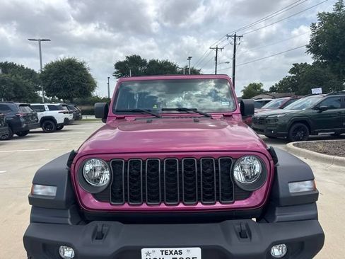 Used 2024 Jeep Wrangler Sport AWD/4WD image 4