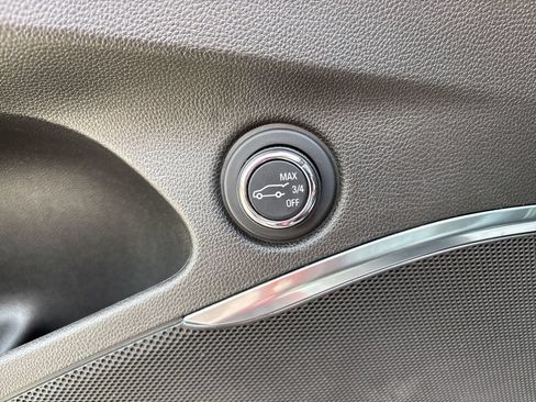 Used 2021 Buick Enclave Premium w/ Sun and Sites Package FWD image 14