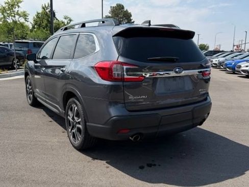 Used 2023 Subaru Ascent Touring AWD/4WD image 3