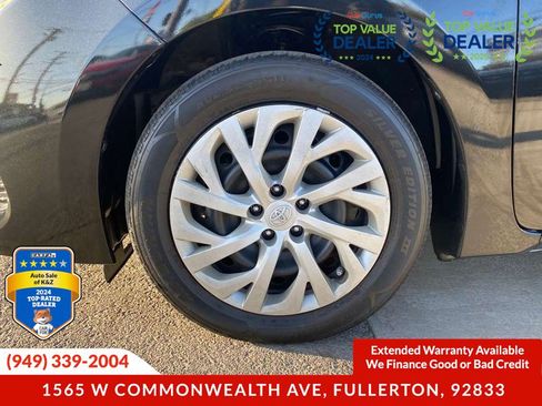 Used 2017 Toyota Corolla LE FWD image 18