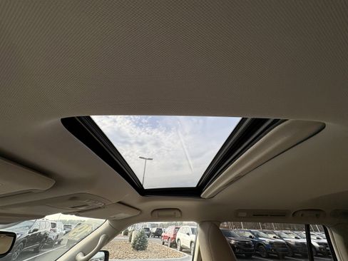 Used 2019 Nissan Armada SL w/ Premium Package image 27