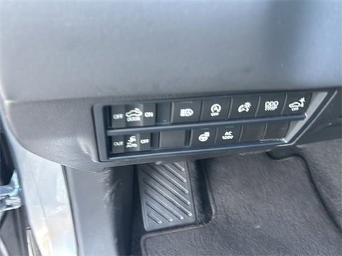 Used 2024 Toyota Tundra Platinum image 22