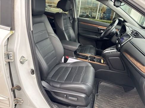 Used 2020 Honda CR-V Touring image 10
