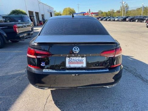 Used 2021 Volkswagen Passat 2.0T R-Line image 5