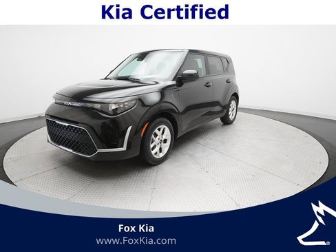 Certified 2023 Kia Soul LX w/ LX Technology Package image 1