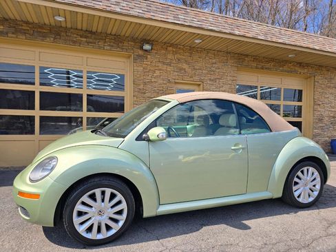 Used 2008 Volkswagen Beetle SE image 60