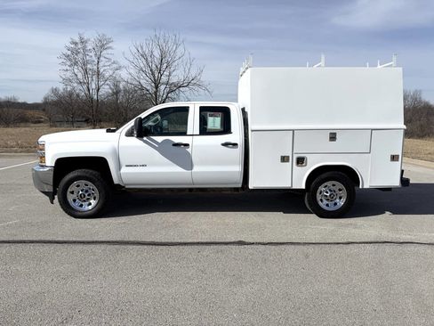 Used 2016 Chevrolet Silverado 3500 W/T image 4
