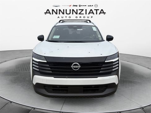 New 2026 Nissan Kicks SV w/ SV Premium Package image 8