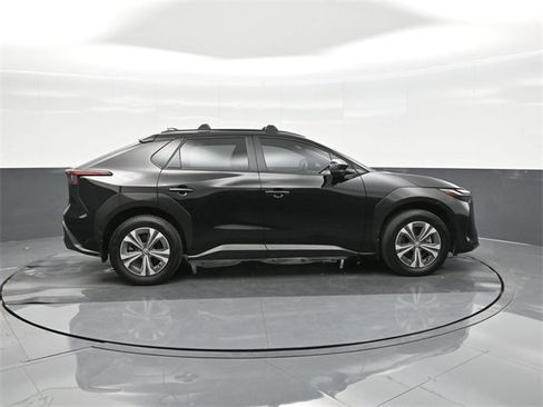 Used 2024 Toyota bZ4X XLE image 26
