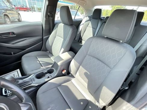 Used 2023 Toyota Corolla LE FWD image 12