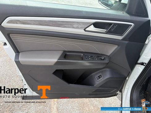 Used 2023 Volkswagen Atlas Cross Sport SE w/ Panoramic Sunroof Package AWD/4WD image 20