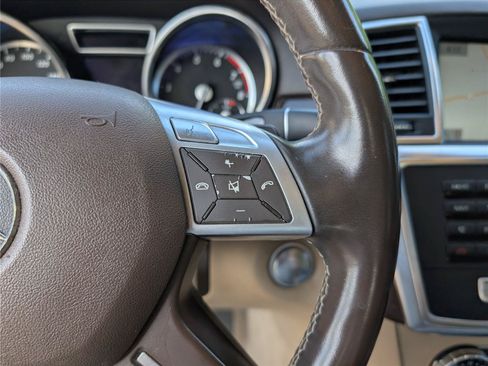 Used 2013 Mercedes-Benz ML 350 2WD image 25