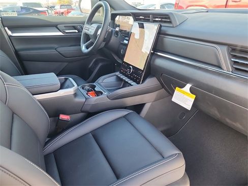 New 2026 GMC Terrain Elevation w/ Elevation Premium Package image 17