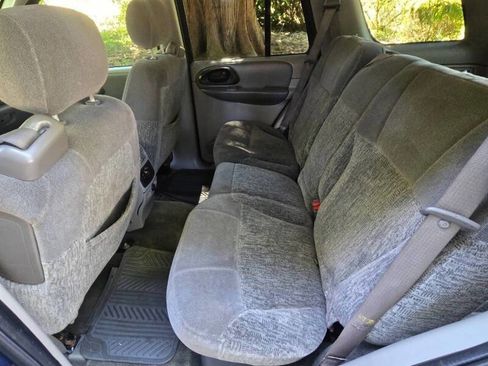 Used 2002 Chevrolet TrailBlazer LS w/ Preferred Equipment Group image 14