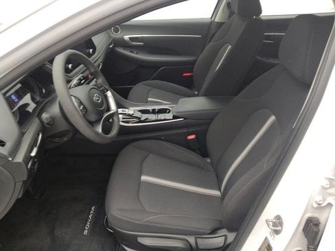 Used 2023 Hyundai Sonata SE image 17