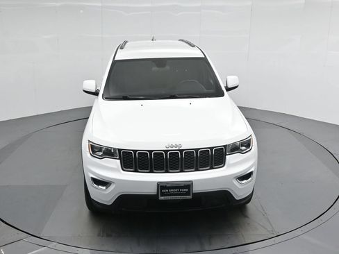 Used 2021 Jeep Grand Cherokee Laredo RWD image 36