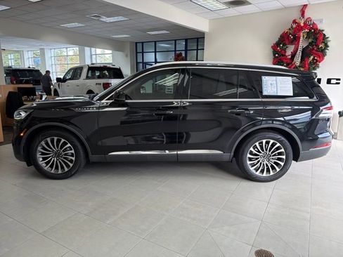 Used 2020 Lincoln Aviator Reserve w/ Elements Package Plus image 4